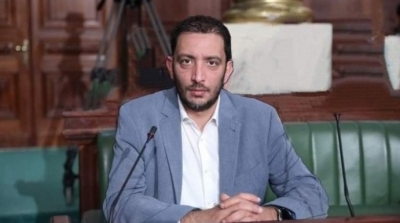 إبن ياسين العياري يتعرض للإعتداء بالعنف من قبل كهل داخل مدرسته 