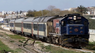 بداية من اليوم : الاستظهار بترخيص عند التنقل بالقطار بين الولايات المعنية بالحجر