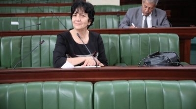 سامية عبو : رئيس الحكومة هارب من البرلمان