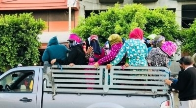 سقوط 6 عاملات فلاحة من شاحنة بالرقاب