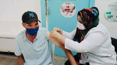 تونس : تطعيم نحو 22300 شخص ضد فيروس كورونا خلال يوم واحد