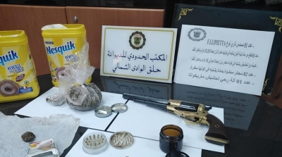 ميناء حلق الوادي حجز مسدس و مخدرات بحوزة مسافر تونسي 