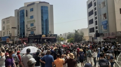 تونس : المحتجون يطالبون باسقاط النظام  (صور)