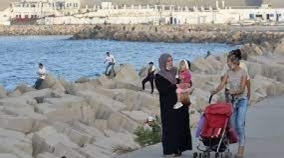 الجزائر: إعادة فرض الحجر الصحي وإغلاق الشواطئ 