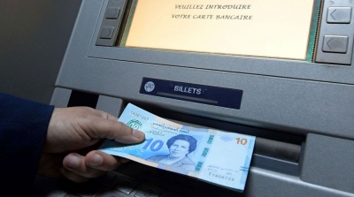 إرتفاع عمليات سحب المبالغ المالية الضخمة من البنوك بعد قرارات قيس سعيد