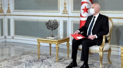 سعيد: خبز وماء ولا عودة أبدا للوراء 