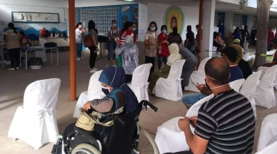 بداية توافد أعداد غفيرة على مراكز التلقيح (صور)