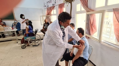تونس : تطعيم أكثر من 300 ألف شخص بلقاحات كورونا