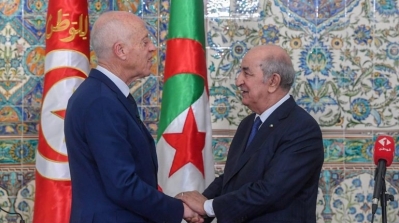 الرئيس الجزائري : لا نقبل بالضغط على تونس 
