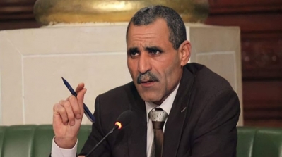 فيصل التبيني يدخل في إضراب جوع 