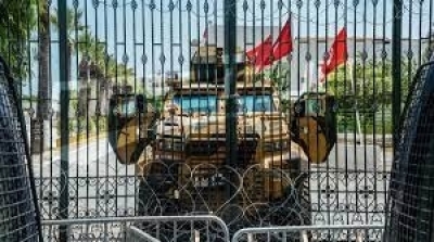 رئيس الجمهورية يقرر مواصلة تجميد البرلمان