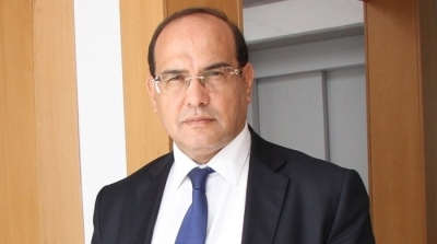 شوقي الطبيب يتقدم بعريضة للمحكمة الإدارية لإلغاء قرار وضعه تحت الإقامة الجبرية 