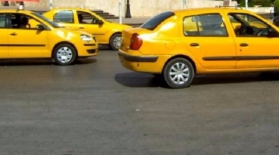 العاصمة: القبض على شخصين افتكا سيارة تاكسي من سائقها