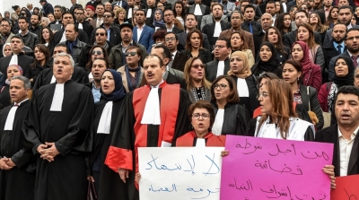 أنس الحمايدي يدعو لتفعيل آلية من أين لك هذا على القضاة