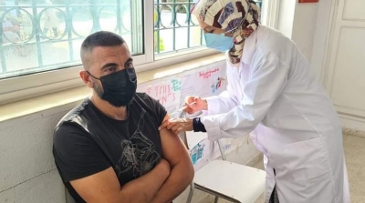 تونس : تطيعم 404153 شخصاً باللقاح ضد فيروس كورونا