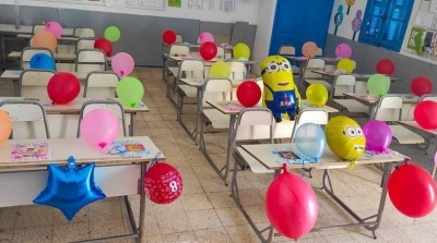 جرجيس :غسان بورقيبة يجهز مدرسة 2 مارس بالهدايا و الألوان (صور)