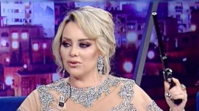 بالصور : منال عمارة تحتفل بزواجها 