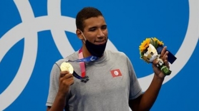 أكنوا تكرم البطل الأولمبي أيوب الخفناوي 