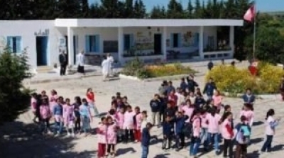 صفاقس: تلميذة تفارق الحياة خلال تحية العلم