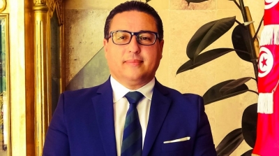 العجبوني: لو كنت مكان الرئيس لطردت الفريق الاعلامي بقصر قرطاج  