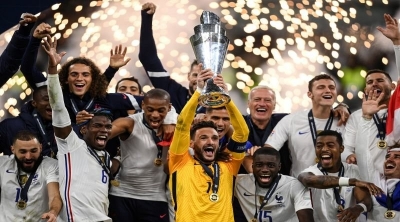 فرنسا تتوج بكأس النسخة الثانية لدوري الأمم الأوروبية