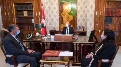 قيس سعيد يحذر البلديات من انشاء دولة داخل الدولة (فيديو)