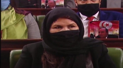 هاجر بوهلال : المرسوم 117 حرمني من علاج السرطان