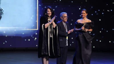 تونس : تكريم نيللي كريم و عددا من نجوم السينما (صور)