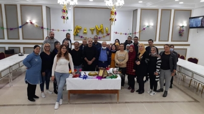 فتحي العيوني يحتفل بعيد ميلاه بمقر بلدية الكرم 