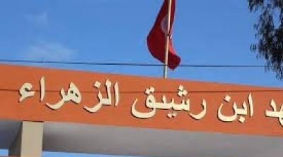 تلميذ يهشّم رأس أستاذه بواسطة ساطور في الزهراء (فيديو)