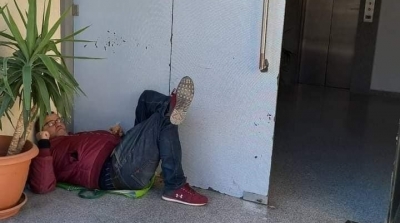 اعتصام الصحفيين والعاملين بقناة حنبعل في مقر الهايكا (فيديو)