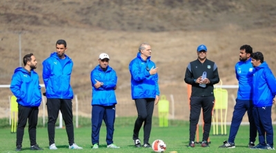 المدرب محمد المكشر يباشر مهامه مع فريقه الجديد