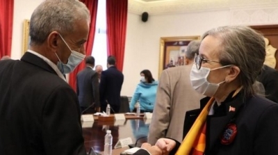 الحكومة تتعهّد بتسوية وضعية 6000 عامل حضائر قبل 15 ديسمبر